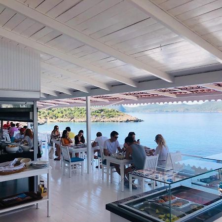 Nur Beach Hotel Kas Exterior photo