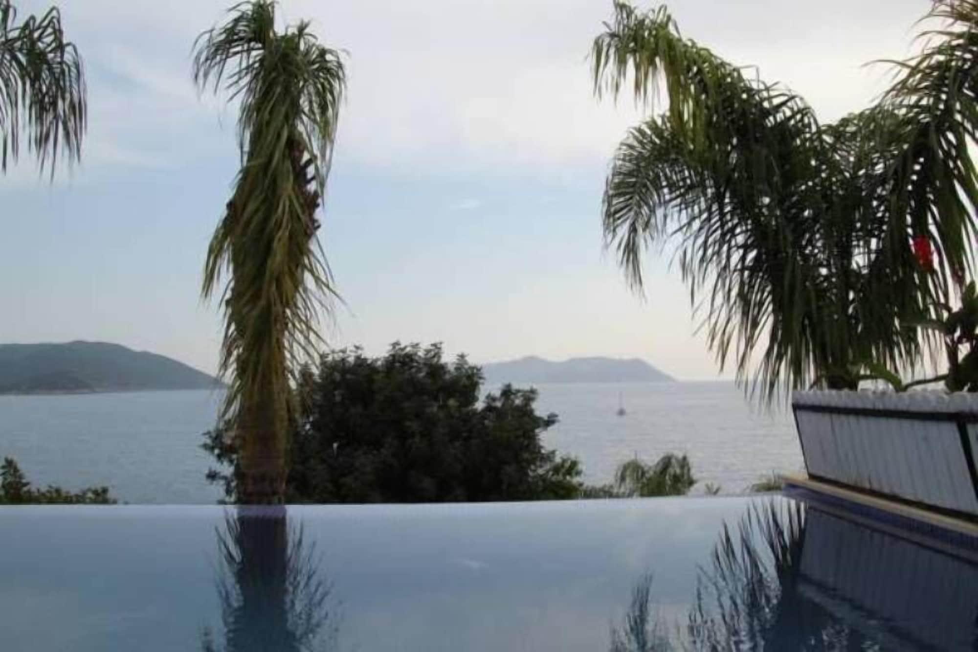 Nur Beach Hotel Kas Exterior photo