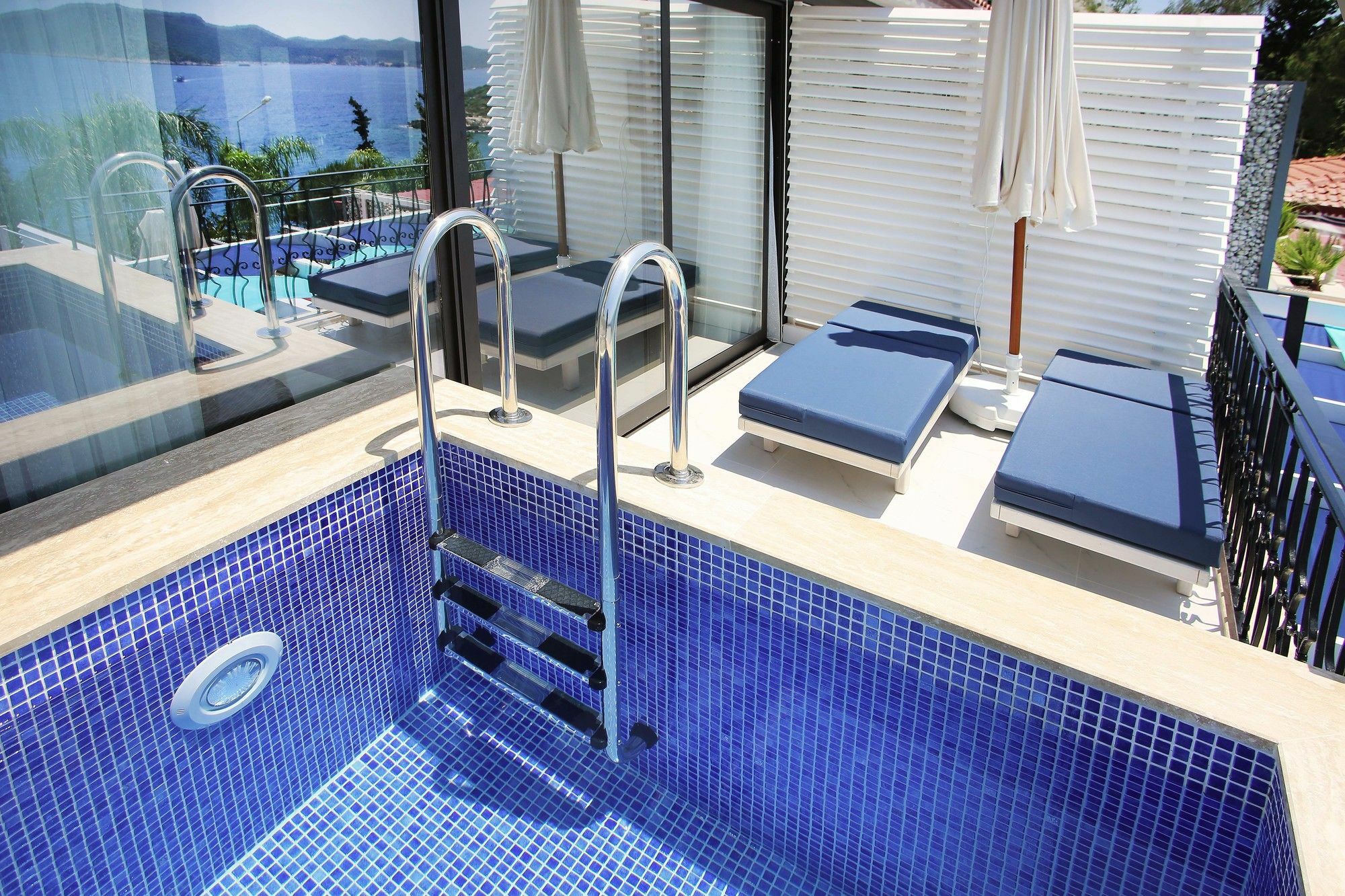 Nur Beach Hotel Kas Exterior photo